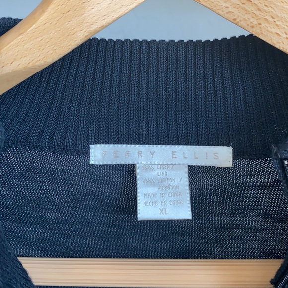 Black Sweater - Picture 4 of 6